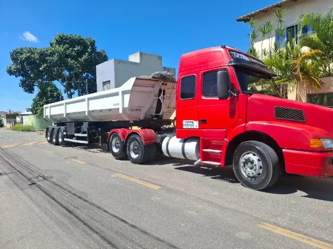 Vendo conjunto trabalhando, caminhão com motor, caixa e diferencial novo.