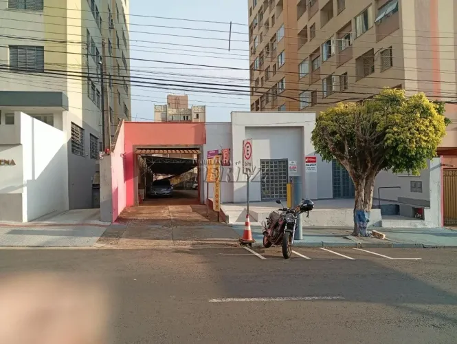 Loja comercial à venda e locação, região central de Londrina.