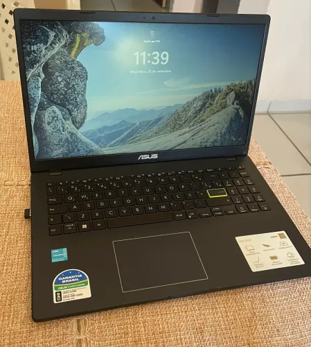 Notebook ASUS Vivobook Go 15 | SSD 128GB | 4GB RAM | 15,6 | Muito Conservado