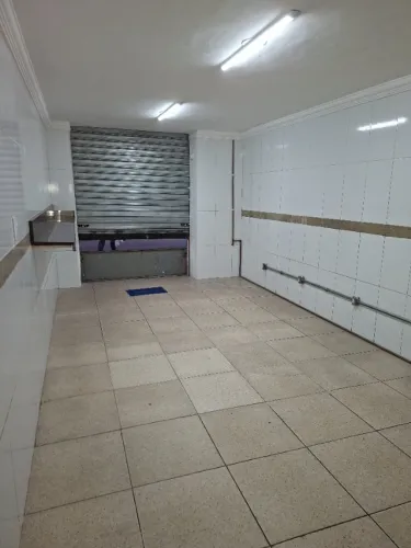 Alugo - Loja c/ mezanino, B Floresta, total de 43 m²
