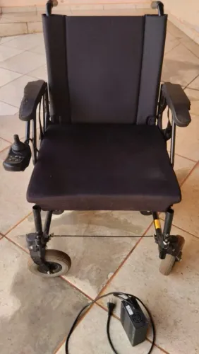 Cadeira motorizada,cadeira banho,cadeira d rodas
