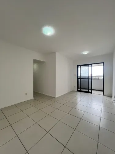 Apartamento para alugar no Condomínio Residencial Plaza São José, bairro São José