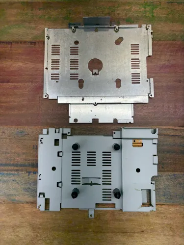 Chapa e Suporte Interno para Sega Saturn Original