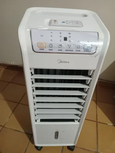 VENDO CLIMATIZADOR DE AR MIDEA COM CONTROLE REMOTO BRANCO MODELO AKF2