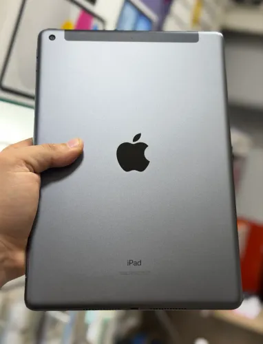 Ipad 9 ª geração 64gb wifi + cellular ( 4g ) LOJA FÍSICA seminovo ( celular )