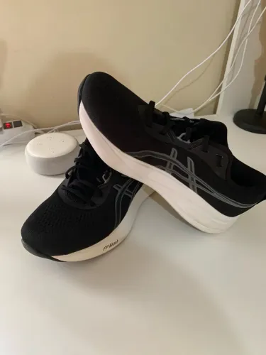Tênis asics