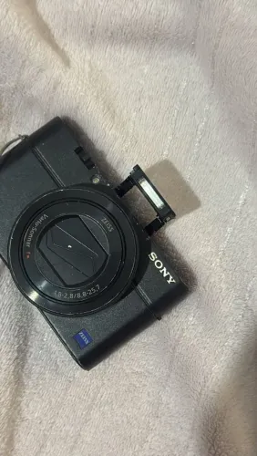 Câmera Sony Compacta