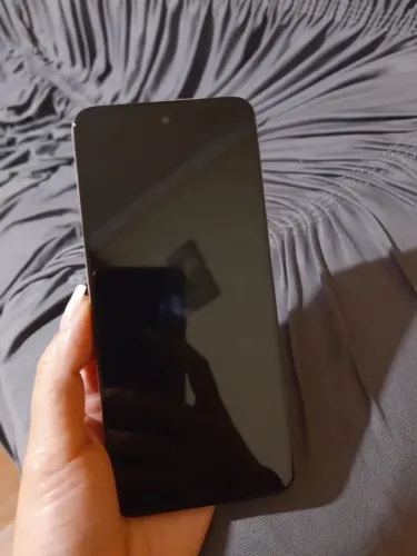 Moto G32 muito conservado,capinha,caixinha,fone, carregador e nota!Muito bom!