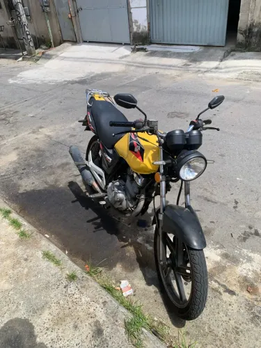 Suzuki GSR 150i 2013