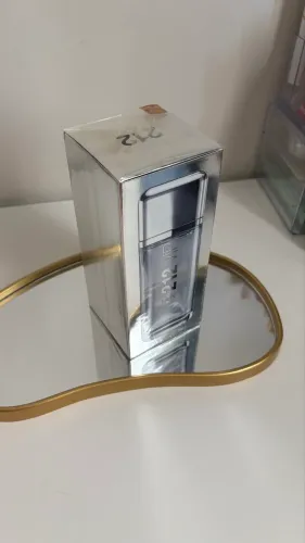 Vende-se 212 Vip men 200 mL