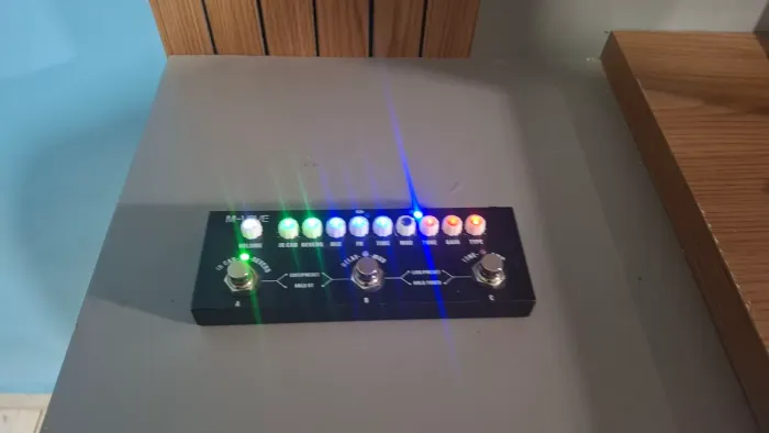 Mini pedaleira de guitarra M-VAVE