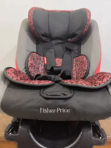 Cadeirinha infantil para carro