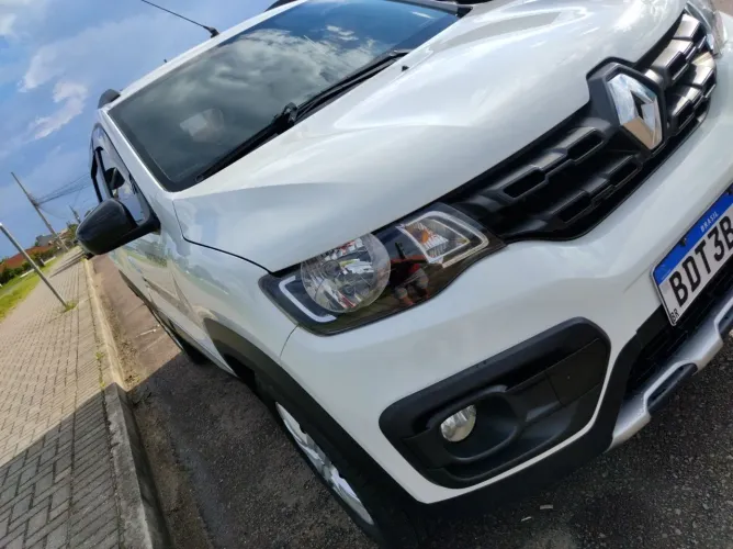 Renault Kwid Outsider 1.0 Flex 12V 5P Mec. 2020