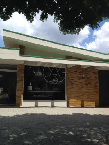 Casa comercial para venda no Cambuí, em Campinas