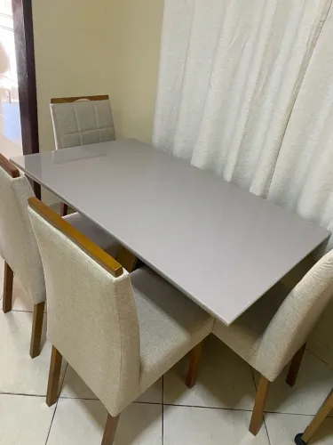 Mesa 4 cadeiras