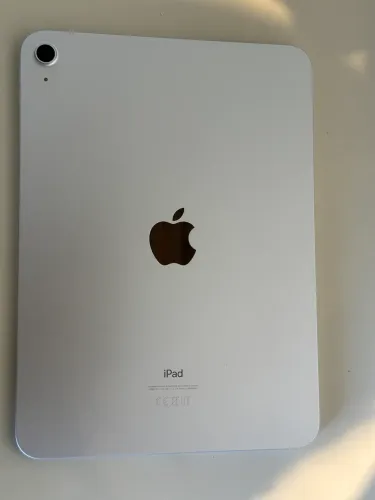 iPad 10ª geração 64GB prata  perfeito + capa, película e caneta