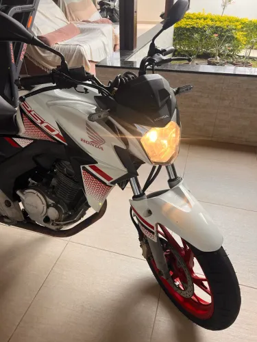 Twister branca 2022