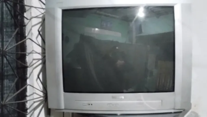 Tv de tubo funciona perfeitamente