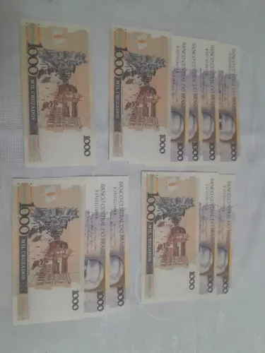 Vendo dinheiro antigo para colecionadores