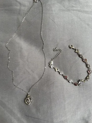 Colar e pulseira