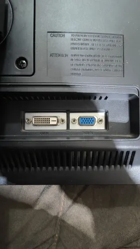 MONITOR Samsung 19 polegadas