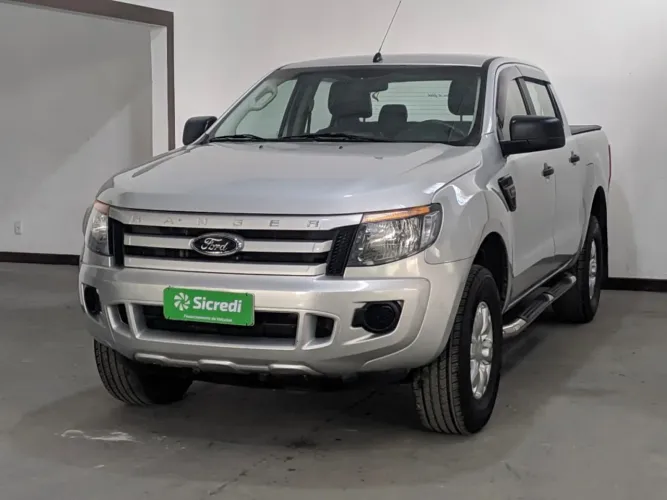 Ford Ranger XLS 2.5 16V 4X2 CD Flex 2014