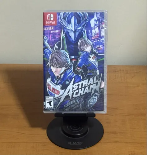 Astral Chain Nintendo Switch Lacrado