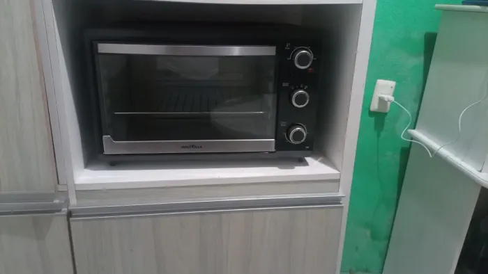 Forno elétrico de bancada Britânia com timer 44L novinho troco por algo do meu interesse