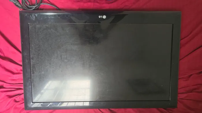 TV LG 32 32LE5300 - Com defeito