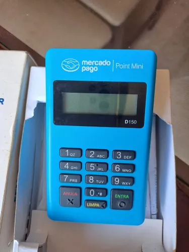 Vendo máquina de passar cartão, mercado pago, ponto Mini,  50,,00 reais 
