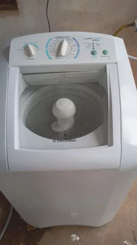 Máquina de lavar ( entrego vg e Cuiabá)