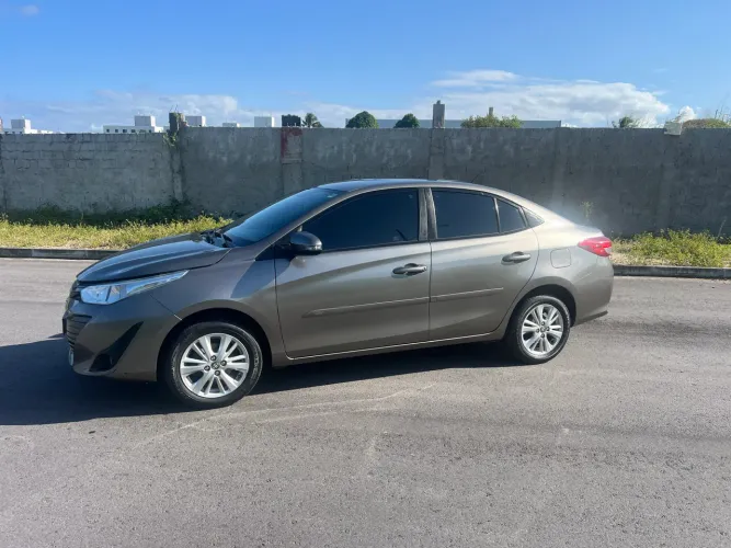 Toyota Yaris XL Sedan 1.5 Flex 16V 4P Aut. 2019