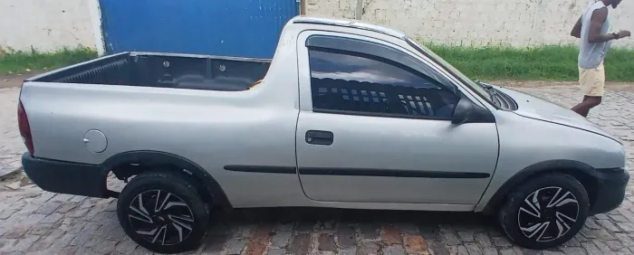 Chevrolet Corsa Pick-up Std/ Rodeio 1.6 MPFI 2001