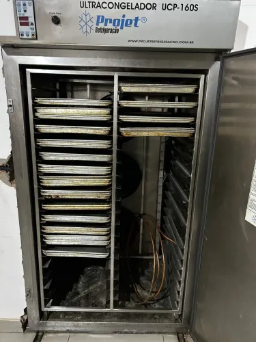 Ultra congelador profissional 