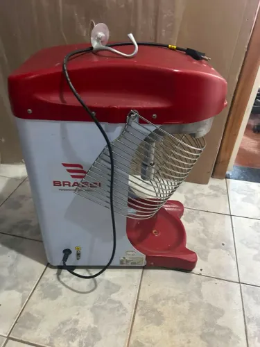 Batedeira Industrial Braesi 18 Litros 