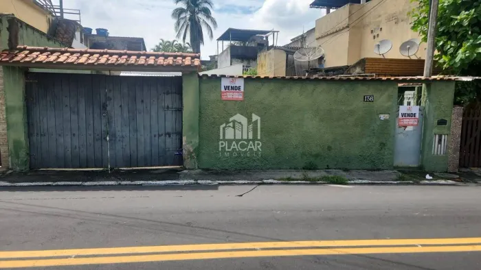 TERRENO COM DUAS CASAS PARA VENDA