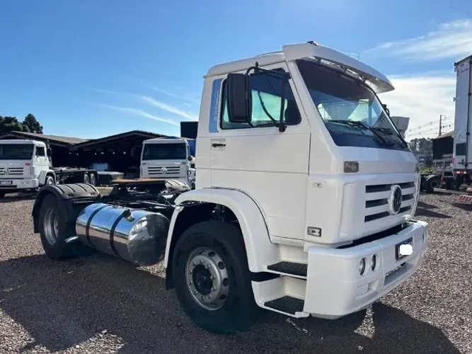Vw 18310 Titan ano 2003 R$ 110.000,00 av