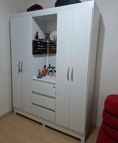 GUARDA ROUPA