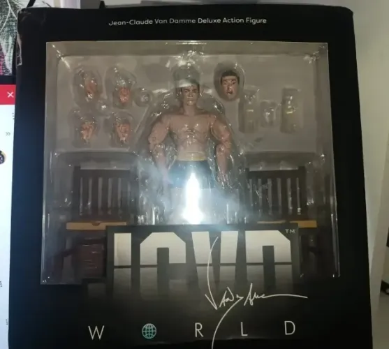 Boneco Jean Claude Van Damme Deluxe Diamond Select Toys