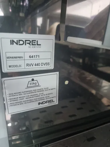 Geladeira Indrel para vacina