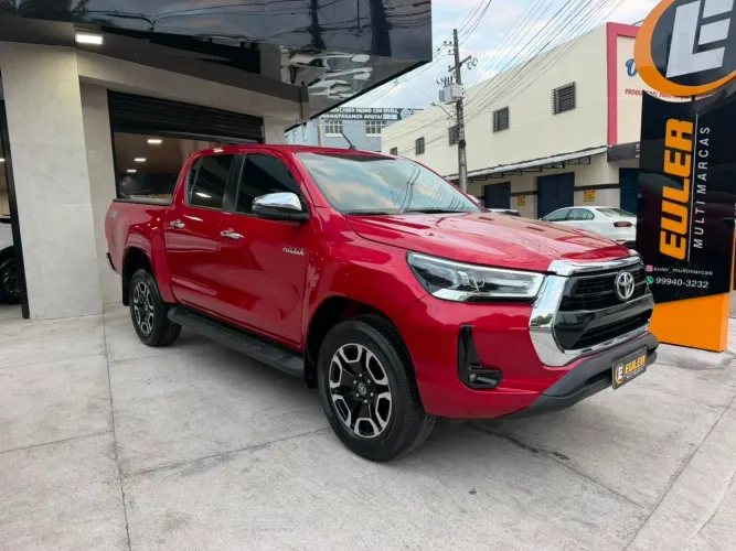 Toyota Hilux CD SRV 4X4 2.8 TDI Diesel Aut. 2025