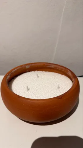  Vela em pó com 3 Pavios e cumbuca de barro - Artesanal Luxo