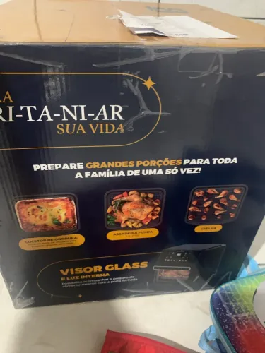 Air fryer Britania Nova na caixa