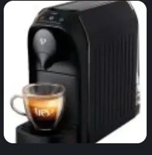 Máquina de café três corações cápsulas