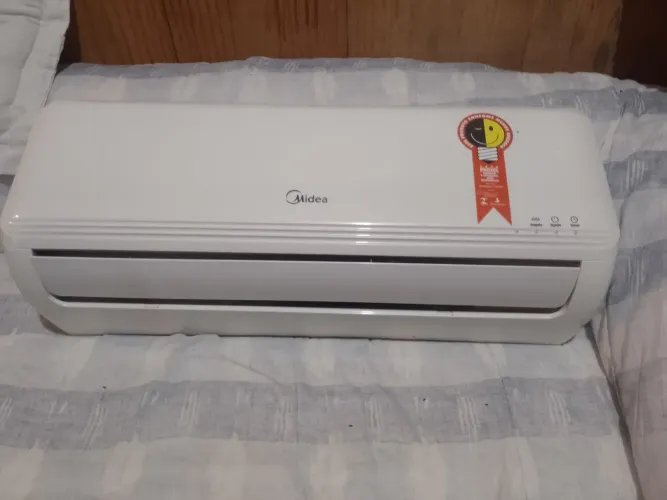 Vende-se ar condicionado $600.. não faço entrega
