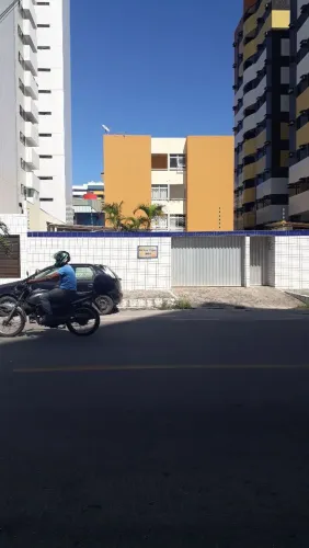 3/4 na Ponta Verde apenas 420mil