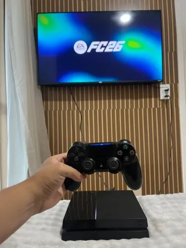 Ps4 Fat Seminovo 1 Tera HD mais Um Controle Original.