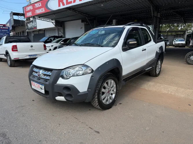Fiat Strada Adventure1.8/ 1.8 Locker Flex CD 2011