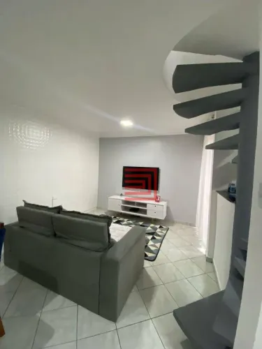 Sobrado com 2 dormitórios para alugar, 70 m² por R$ 2.300/mês - Vila Invernada - São Paulo
