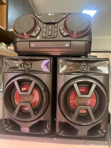 Vendo som LG